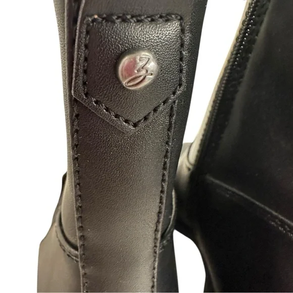 Zodiac Claret Bootie in Black Women’s Size 9M - Picture 12 of 15